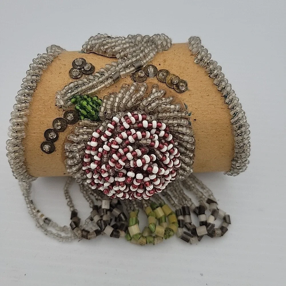 Vintage Antique Iroquois Mohawk Native American Hand Beaded Souvenir Pouch Purse